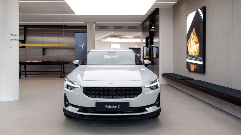 Betrieben wird der Kölner Polestar-Space von der Autohausgruppe La Linea. (Polestar)