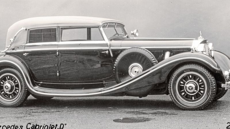 Dieses Cabriolet D ist eine übliche Karosserieform des Sindelfinger Sonderwagenbaus. Es zeigt eine deutliche Anpassung an eine flüssigere Linienführung gegenüber früheren Aufbauten. Das Foto stammt aus dem Jahr 1935. (Bild: Mercedes-Benz)