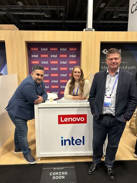 Ebenfalls am Start war Lenovo mit (v. l.) Arsalan Eizadirad, Cassie Jeppson und Ian Jeffs  (Bild: Vogel IT-Medien)