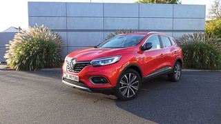 Mit den stark ausgeformten Radhäusern zeigt der Kadjar Charakter. (Jens Scheiner/»Automobil Industrie«)