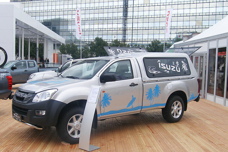 Das Grundmodell des Pick-ups D-Max hatte Isuzu bereits im Sommer 2012 auf der AMI vorgestellt. (Foto: Grimm)