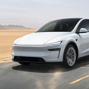 Platz eins im SUV-Segment im März 2026: Tesla Model Y mit 6.841 Neuzulassungen.(Bild:  Tesla)
