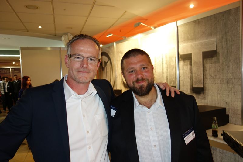 Jörg Engels (l.), bluechip, und Florian Maschke, Bechtle, schauten sich mal um. (Bild: IT-BUSINESS)