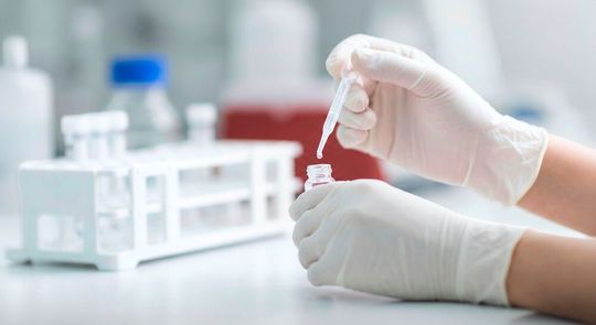 Olivia Merkel, Professorin für Drug Delivery im Department Pharmazie der LMU, erhielt 150.000 Euro vom Europäischen Forschungsrat für ihre Forschung zu neuartigen RNA-Nanocarriern. (Symbolbild)(Bild:  Erwin Bosman / Pixabay)