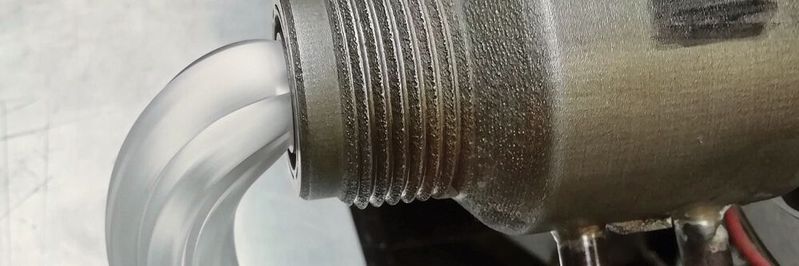 Mit den Möglichkeiten, die das SLM-Verfahren bietet, kann ein von Grund auf neuartiges Konzept für einen Schmelzekühler entwickelt werden. (Bild:  3D4Classics)