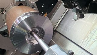 Die grösste Ausführung des Ingersoll «WinCut» eignet sich mit seiner Stechtiefe von 60 mm für JMD optimal zum Abstechen der grossen Distanzscheiben. (Bild: Ingersoll)