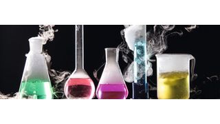 1 Organische Lösungsmittel, Säuren, Laugen – die Bandbreite an Flüssigkeiten, die im Labor zum Einsatz kommen, ist groß, deren Entsorgung jedoch häufig nicht optimal. (© Michal Ludwiczak - Fotolia)