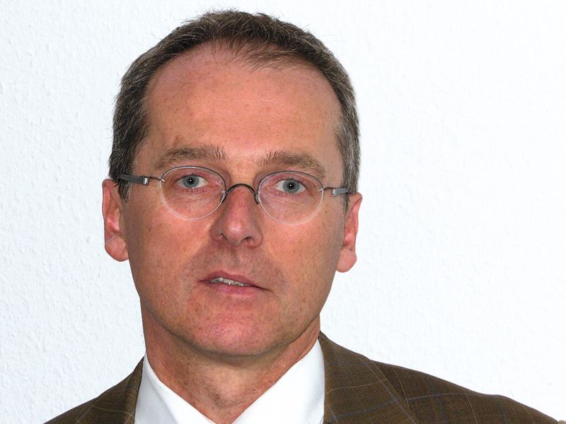 Thomas Fey, bei Bosch Rexroth zuständig für vertriebliches Produktmanagement CNC-Systeme: „Unsere neue Schnittstellentechnologie ist eine wesentliche Voraussetzung für die angestrebte Vernetzung von Werkzeugmaschinen und der IT-Welt.“ (Bild: Kuttkat)