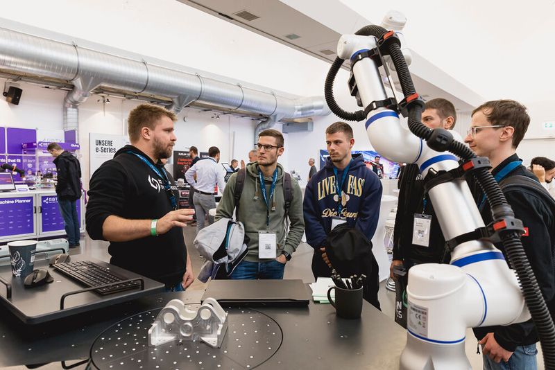 Cobots4You findet am 16.10.2024 im Vogel Convention Center in Würzburg statt. Der Eintritt ist frei. (Bild:  Stefan Bausewein)