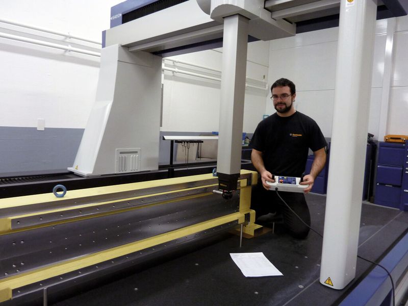 Qualitätsprüfung und Protokollierung bei Daetwyler Industries mittels 3D-Messmaschine. (Bild: Synovision AG)