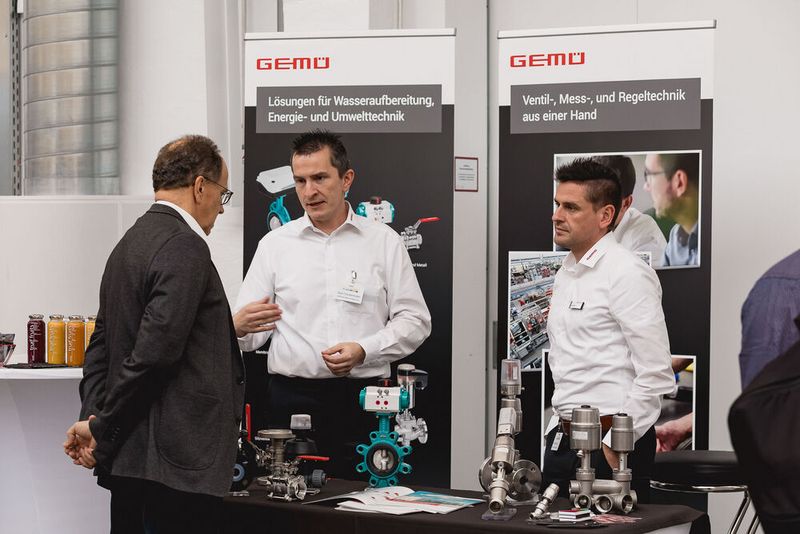 Ventilexperten unter sich (Bild: Stefan Bausewein)