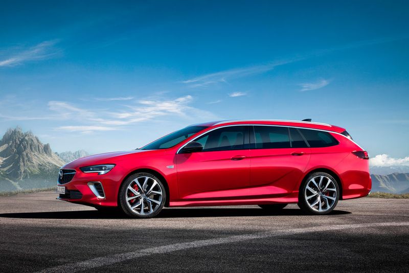 Die Basisversion ist für 31.800 Euro erhältlich. (Bild: Opel)