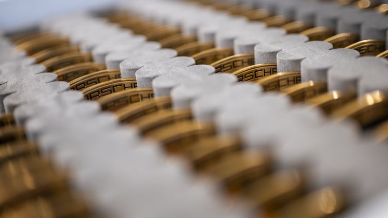 Porsche hat seine Umsatzerwartungen für 2025 deutlich nach unten korrigiert.(Bild:  Porsche)