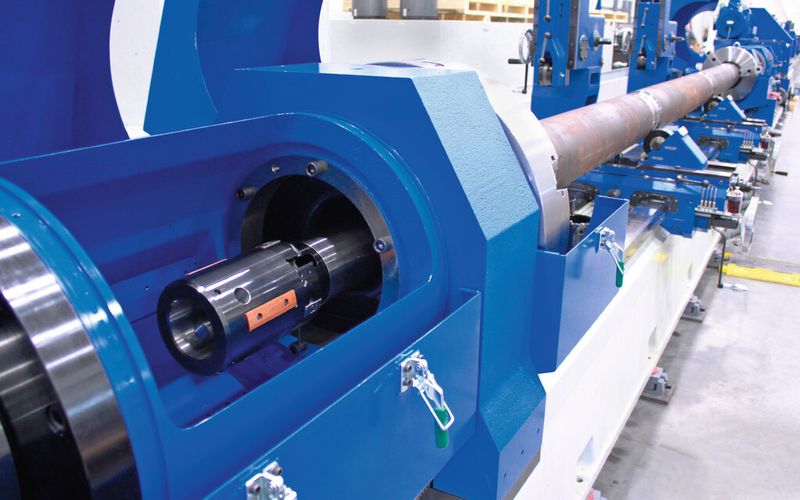 Bild 1: Die Tiefbohrmaschine B630, hier in der 10-m-Version, eignet sich auch für das Zieh-Aufbohren. (Bild: Unisig)