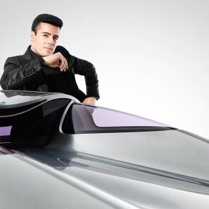 Nunzio La Vecchia: „Die Vision wird Wirklichkeit. Als Forschungsfahrzeug dient die QUANT e-Sportlimousine der Fahrerprobung innovativer Energiespeichersysteme, welche der Batterieentwicklung speziell auf dem Gebiet der Flusszelle neuen Schub verleihen werden.“
