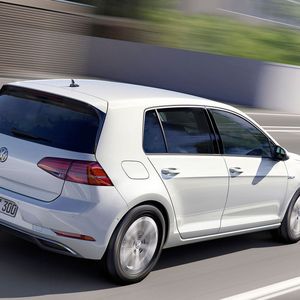 (Volkswagen)