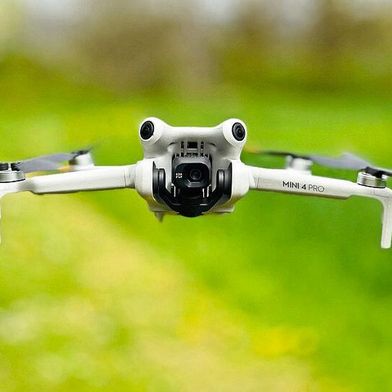 Increasing the range of aircraft: Berlin-based start-up Theion wants to use the monoclinic gamma crystal structure of sulphur to push the boundaries of existing battery technologies. (Image:freely licensed)