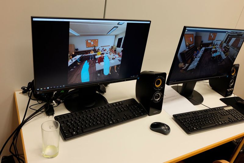 Classroom Management: Herumalbern, teilnahmslos dasitzen oder schlafen. Bad Behaviour von Schülern hat viele Ausdrucksformen und ist für die Lehrkraft unheimlich stressig. (Bild: Schreier)