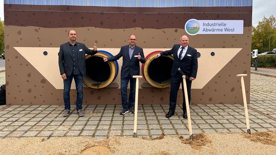 Heiko Wittig (Projektkoordinator CAC Engineering), Jens Herrler (Projektleiter Total Energies), Udo Schräpler (Projektleiter CAC Engineering), (Bild:  CAC Engineering)