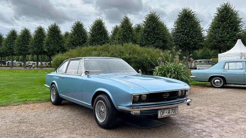 Opel Diplomat Coupé Special by Frua von 1969. Einzelstück mit um 20 Zentimeter gekürztem Radstand. Ähnlichkeiten mit Glas V8 und Monteverdi High Speed sind unverkennbar. (Bild: Peter Diehl)
