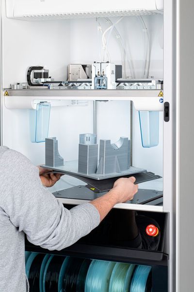With integrated Trace validation technology, the Factor 4 Plus helps manufacturers scale. (Source: Ultimaker)