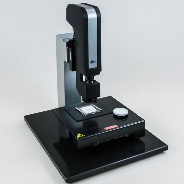 The Cleanalyzer Professional will be presented with a new ergonomic design and new hardware for the capturing of images at Control. (DHS)