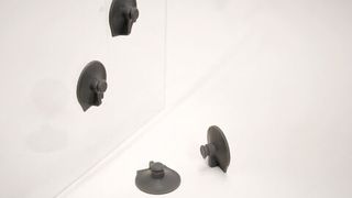 Der 3D-Druck-Experte Stratasys und der Silikonspezialist Shin-Etsu haben ein druckbares Silkon entwickelt, das additiv gefertigten Bauteilen die gleichen Eigenschaften beschert, wie spritzgegossenen Komponenten. Hier ein Anwendungsbeispiel. Mehr dazu, im Beitrag ... (Bild: Stratsys)