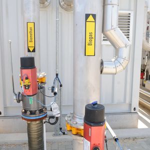 The plant stands witness to the increasing importance of the processing of biogas to biomethane in France.