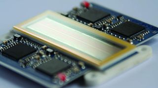 Der Hochgeschwindigkeitssensor in der Basler sprint arbeitet mit dem Dualzeilenprinzip (Archiv: Vogel Business Media)