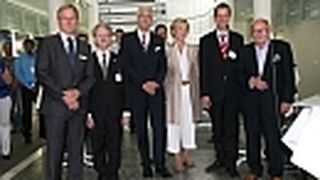 nov174_Bild1_Gruppe.jpg ()