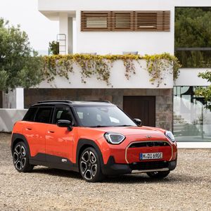 Mini nimmt einen kleinen E-Crossover ins Programm.(Bild:  Mini)