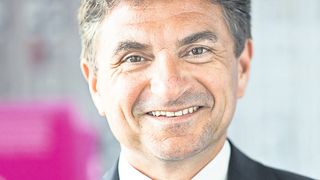 Dr. Ferri Abolhassan ist Geschäftsführer der T-Systems International, promovierter Informatiker sowie Autor und Herausgeber zahlreicher Publikationen (Foto: T-Systems)