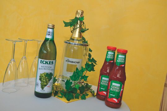 Statt zu Aldi zu Rittersbacher: Ketchup im Volkswagen-Zentrum. (Archiv: Vogel Business Media)