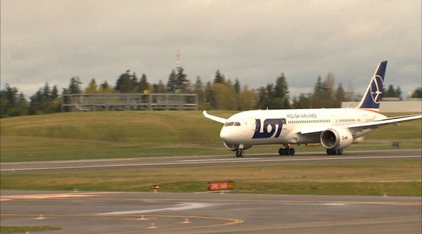 Aufnahmen von abschließenden Testflug mit dem neuen Akkusystem (Bild: Boeing)