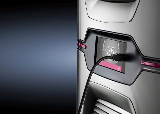 Bild 2: Schnelle Geräteanalyse per Software RiDiag via USB-Schnittstelle (Bild: Rittal)