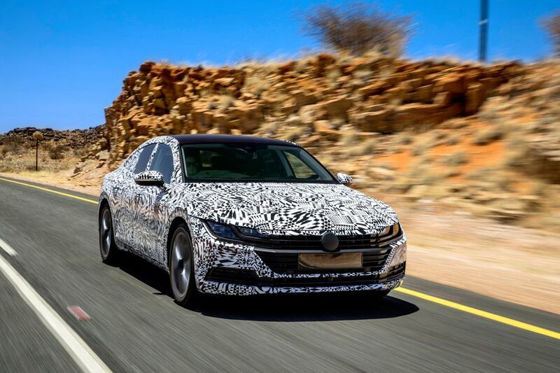 Im März 2017 soll die Coupé-Limousine Arteon mit dem Debüt auf dem Genfer Salon Volkswagens Pkw-Modellfamilie krönen. (Volkswagen)