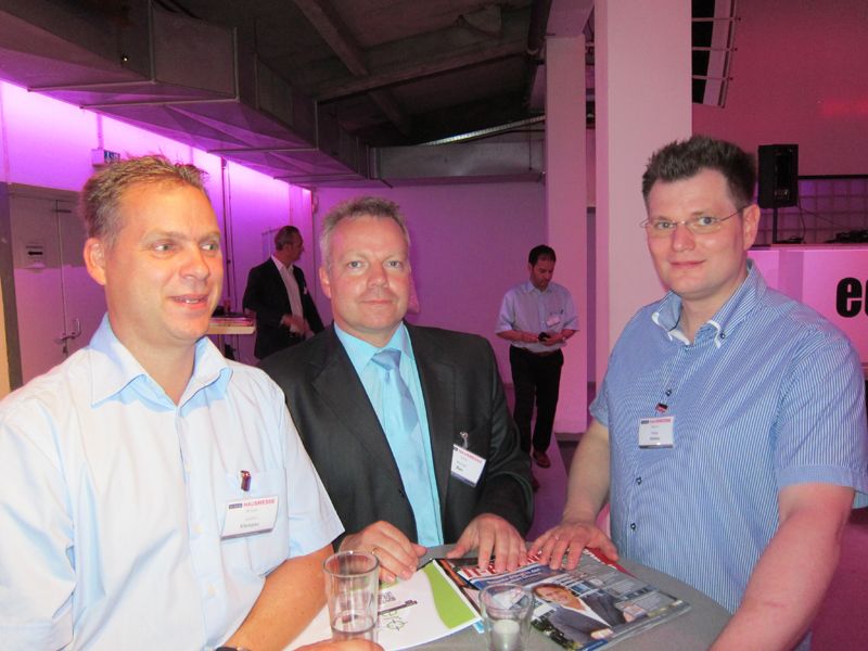 (v. l.) Carsten Klempau, KNT Systems, Michael Ries, ShoreTel, und Holger Grimm, Xallum e.K. (Bild: IT-BUSINESS)