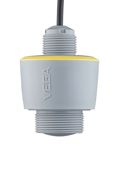 Der Vegapuls C 21 misst per 80 GHz-Radar den Abstand zur Wasseroberfläche – zuverlässig, berührungslos und witterungsunabhängig, selbst an engen oder schwer zugänglichen Standorten. (Bild: Vega)