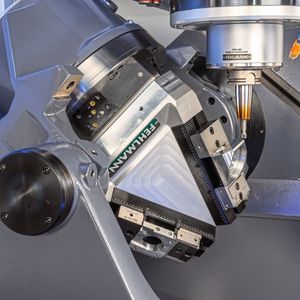 Vielseitig und flexibel einsetzbar für eine Vielzahl von Werkstoffen und Anwendungsgebiete – vom Einzelstück bis zur Grossserie. (Bild:  © Foto Basler Aarau)