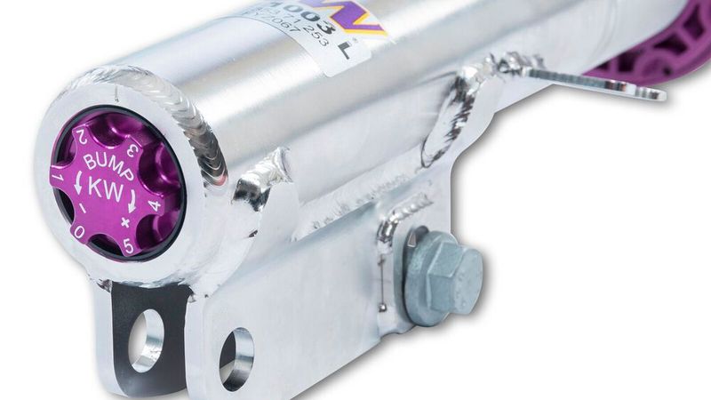 Bei den Federbeinen lassen sich die Dämpferventile bequem von außen einstellen. (Bild: KW Automotive)