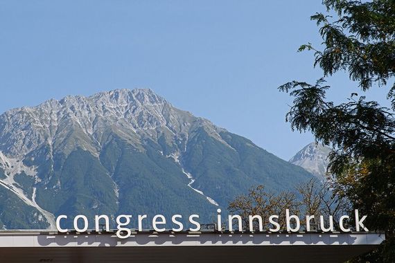 Neue Location, fantastischer Ausblick: Die LAB-SUPPLY hat am 4. September 2024 ihren zweiten österreichischen Standort eingeweiht. (Bild: Stefan Stark)