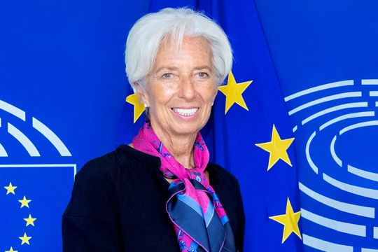 Blockchain-Zentralisierung: Christine Lagarde, die Präsidentin der Europäischen Zentralbank, möchte zum Thema CBDC bis Mitte Juni 2020 ein Forschungs- bzw. Richtlinienpapier veröffentlichen; der Blockchain soll darin ein zentraler Platz zukommen.(© European Union 2019 - Source : EP)