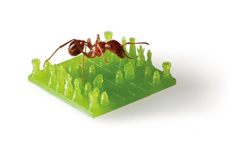 Echiquier produit par stéréolithographie, à l’échelle d’une fourmi. (Proto Labs)