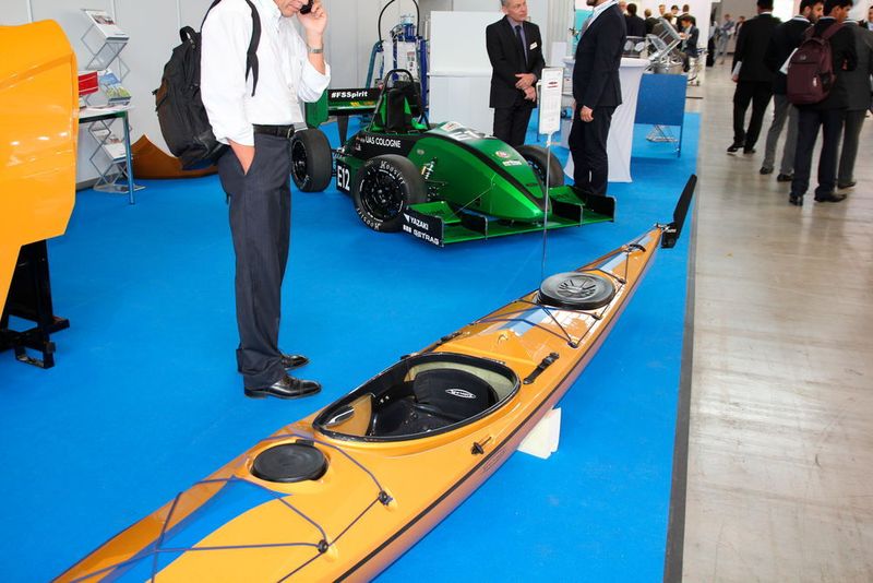 Und weiter geht der Rundgang durch die Hallen der Composites Europe 2015... (Bild: Königsreuther)