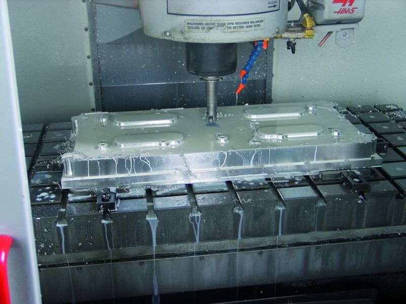Das Fertigen der Werkzeuge und Formen erfolgt auf fünf 3-achsigen Haas-Bearbeitungszentren und einer 5-Achs-Fräsmaschine. (Archiv: Vogel Business Media)