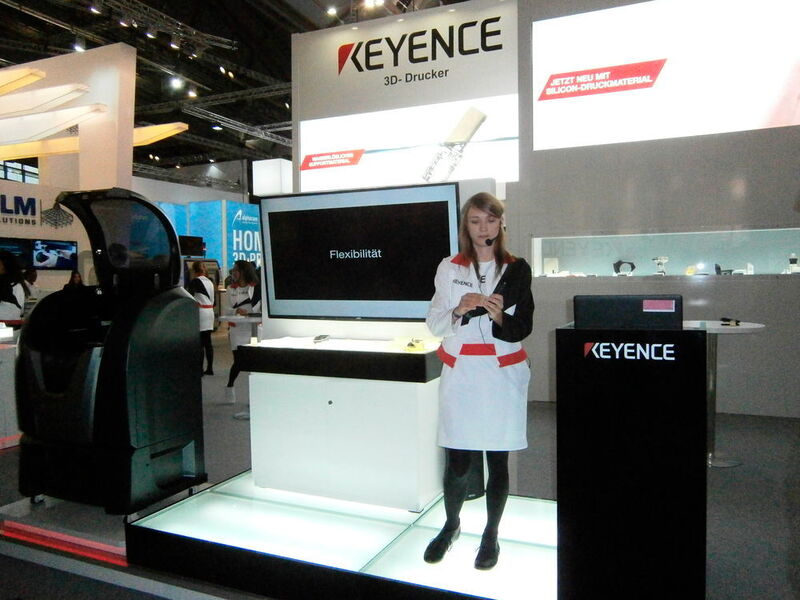 Keyence bietet nicht nur 3D-Drucker, sondern seit neuestem auch Silicon zum Drucken an. (Peter Königsreuther)