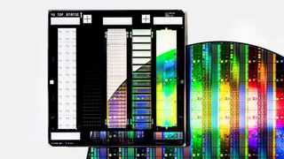 Die Fertigung moderner Chips mit kleinen Strukturgrößen erfordert einen ganzen Fuhrpark unterschiedlicher Maschinen etwa zur Oberflächenbearbeitung, Beschichtung, Reinigung und Belichtung von Wafern. Japan schränkt nun die Ausfuhr dieser Anlagen ein – ähnlich wie es die Niederlande mit Produkten von ASML tut. (Bild: ASML)