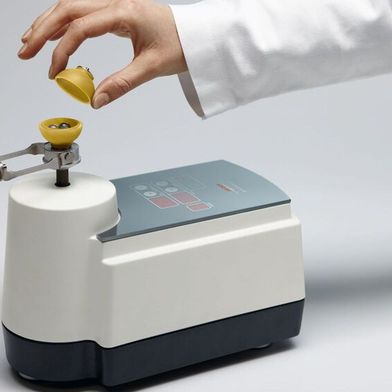 Die Schwingmühle P-23 zeichnet sich durch ihr kompaktes Design aus.. (Bild: Fritsch)