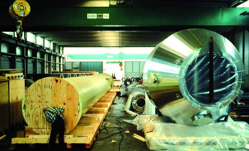 Für die Lieferung einer Zementfabrik ins russische Suchoi Log waren 1800 Kisten, Verschläge, Paletten und Kantholzkonstruktionen notwendig, die aus rund 80 000 m2 Holz angefertigt werden mussten.Bilder: VTS (Archiv: Vogel Business Media)