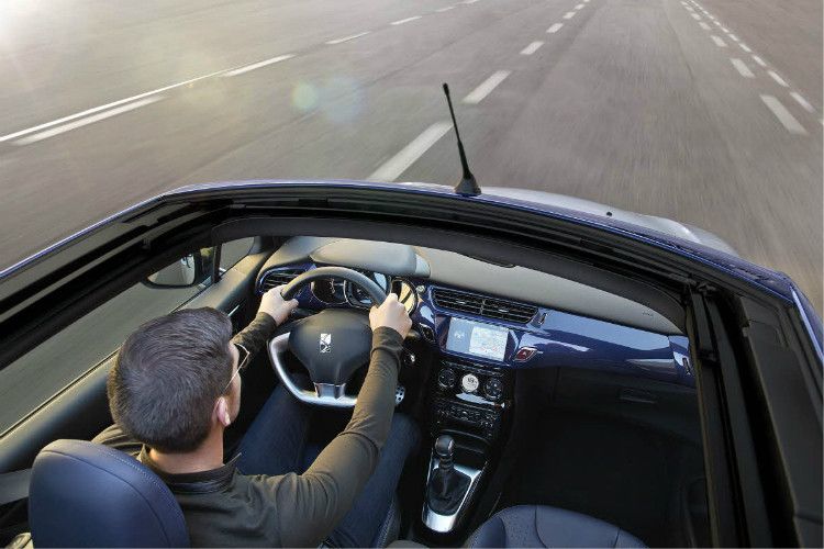 Das DS3-Cabrio soll im französischen Poissy produziert werden und Anfang 2013 auf den Markt kommen. (Foto: Citroën)